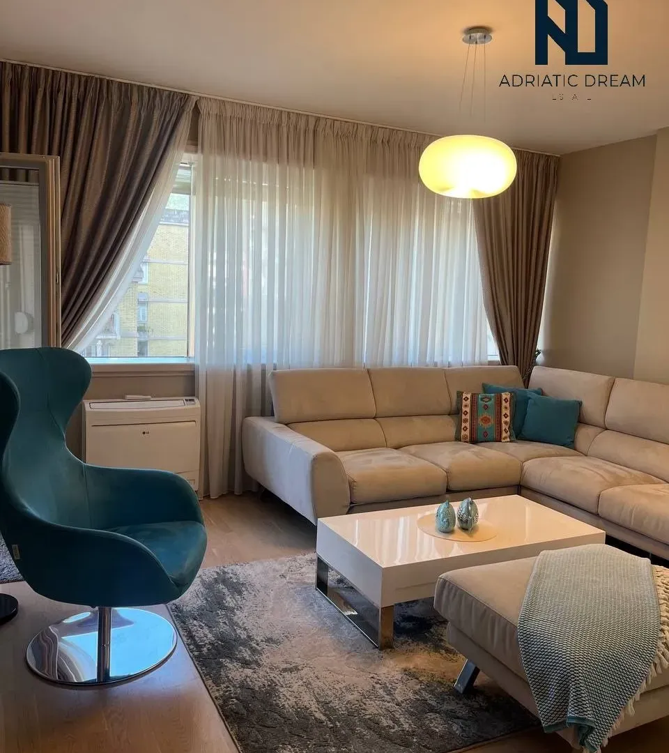 Prodaja, jednosoban stan, 47m², Centar, Budva