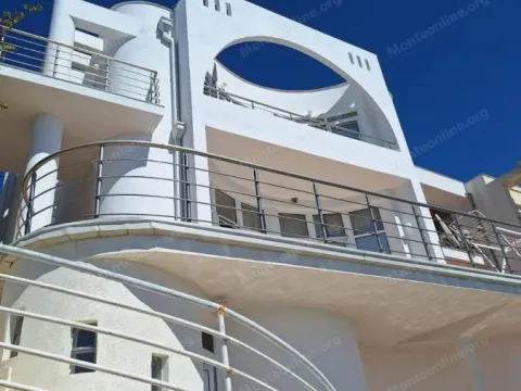 Prodaja, kuća, 161m², Ulcinj, Crna Gora - image 3