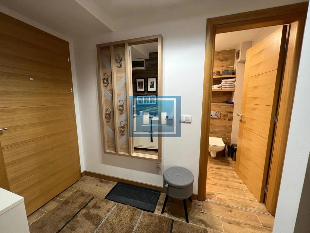 Prodaja, trosoban stan, 59m², Centar, Zlatibor
