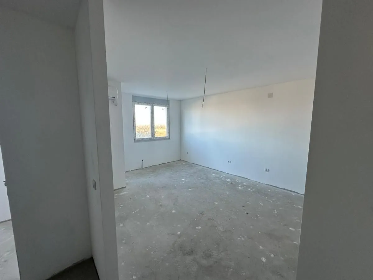 Prodaja, dvosoban stan, 60m², Tatarsko brdo, Petrovaradin