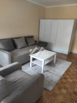 Izdavanje, jednosoban stan, 33m², Detelinara, Novi Sad Sve Podlokacije - image 1