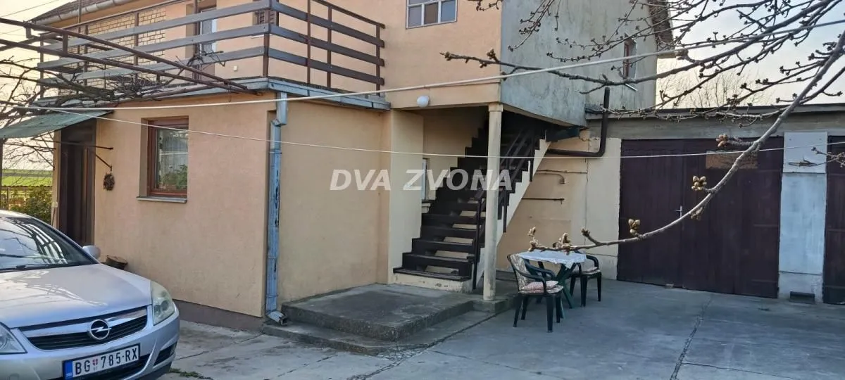 Sale, house, 206m², Beška, Inđija