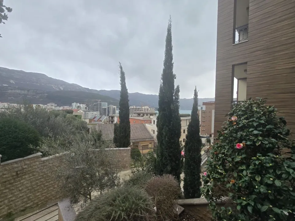 Rent, one bedroom apartment, 36m², Babin Do, Budva