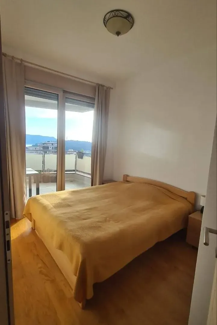 Sale, two bedroom apartment, 67m², Bečići, Budva