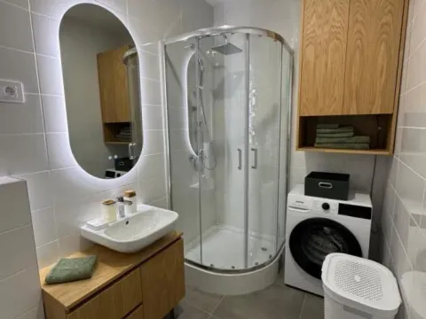 Rent, one bedroom apartment, 42m², Novo naselje, Novi Sad - image 28