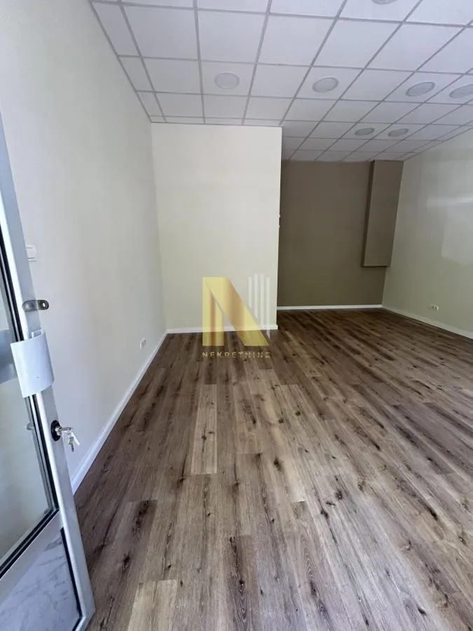 Rent, office space, 35m², Nova Detelinara, Novi Sad Sve Podlokacije