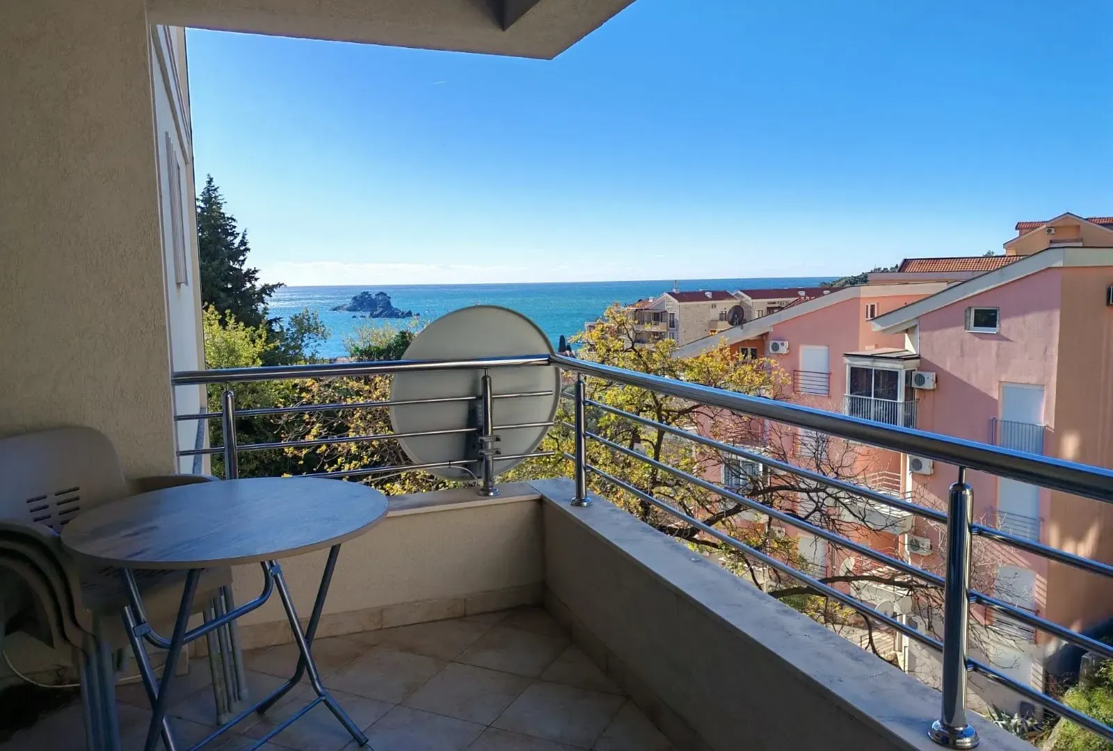 Sale, two bedroom apartment, 62m², Petrovac, Budva