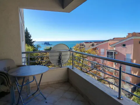 Sale, two bedroom apartment, 62m², Petrovac, Budva - image 2