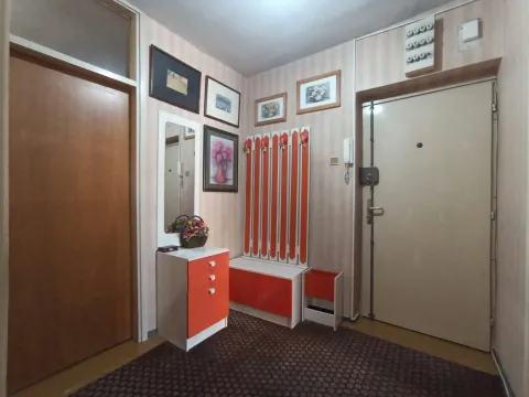 Prodaja, dvosoban stan, 75m², Centar, Podgorica - image 7