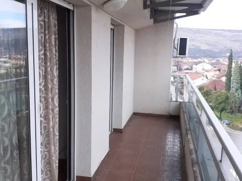 Izdavanje, stan, 95m², Blok 9, Podgorica - image 4