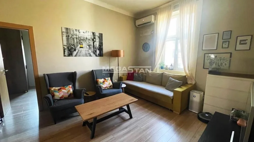 Prodaja, trosoban stan, 61m², Vračar Hram, Vračar Sve Podlokacije