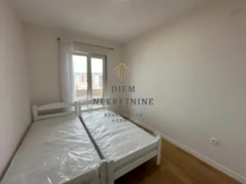 Izdavanje, jednosoban stan, 47m², Central Point, Podgorica - image 6