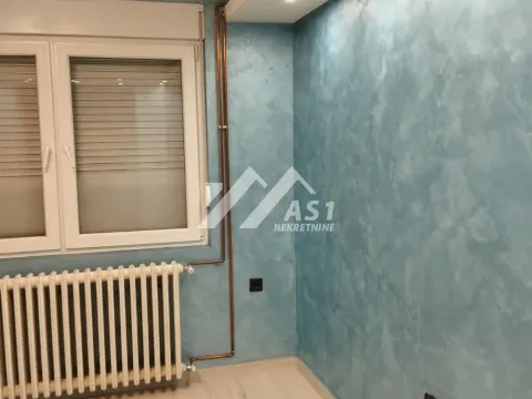 Izdavanje, poslovni prostor, 45m², Centar, Novi Sad - image 3