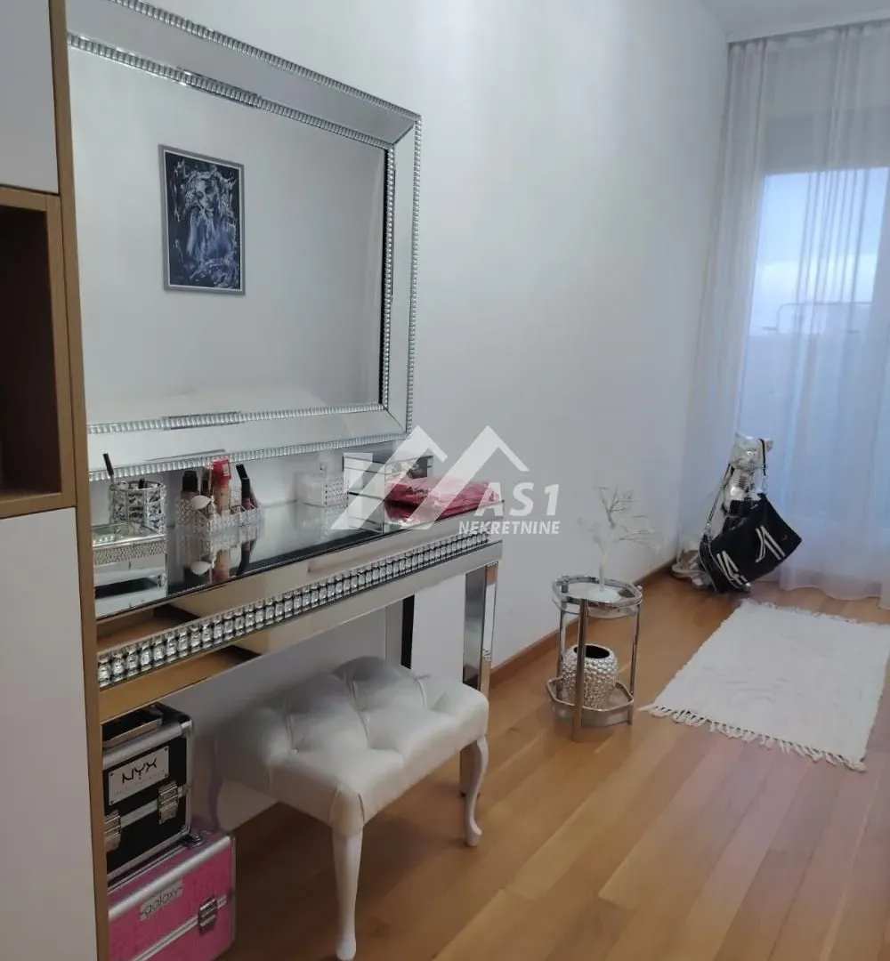 Prodaja, dvosoban stan, 73m², Novi Sad Sve Podlokacije, Novi Sad