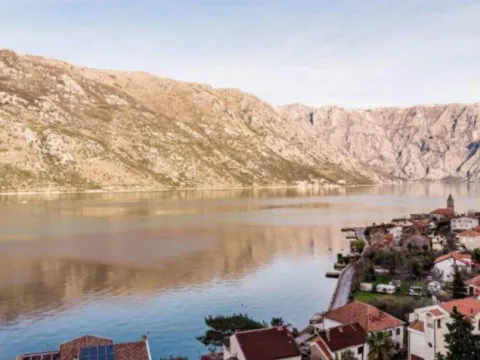 Prodaja, trosoban stan, 132m², Stoliv, Kotor - image 10