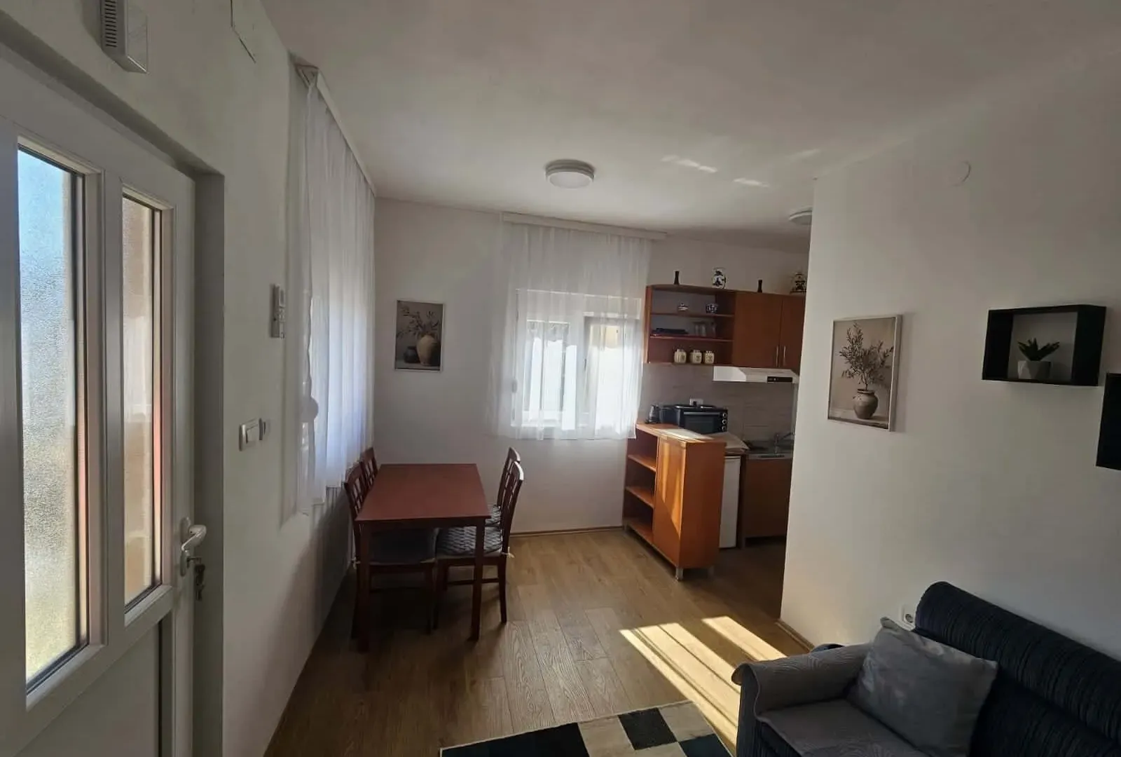 Rent, one bedroom apartment, 38m², Zagorič, Podgorica