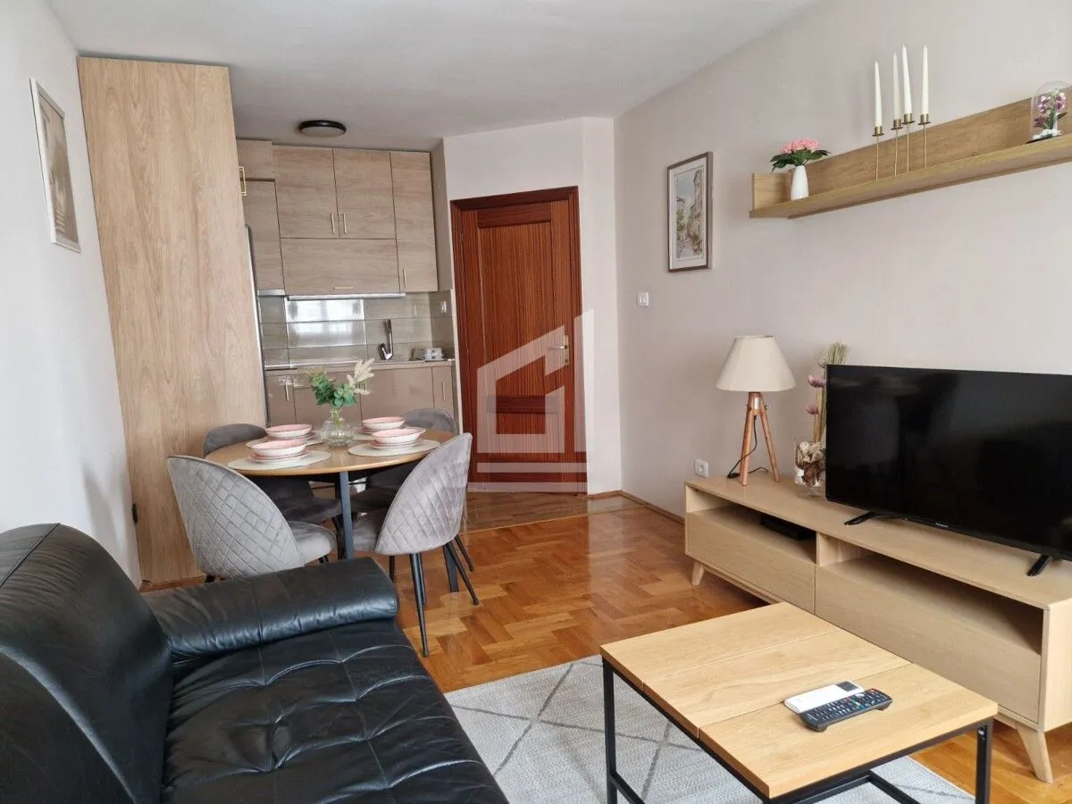 Rent, two bedroom apartment, 55m², Krivi Most, Podgorica