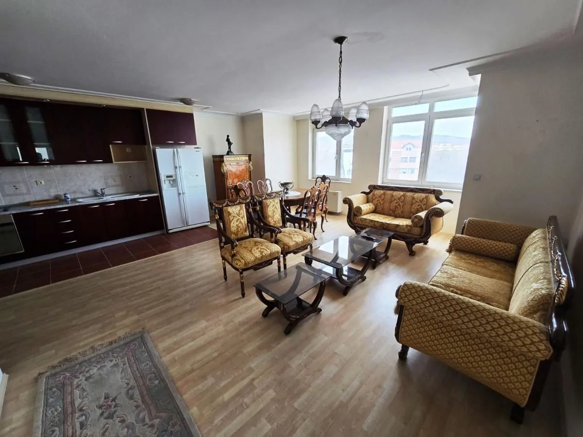 Prodaja, dvosoban stan, 78m², Duvanište, Niš