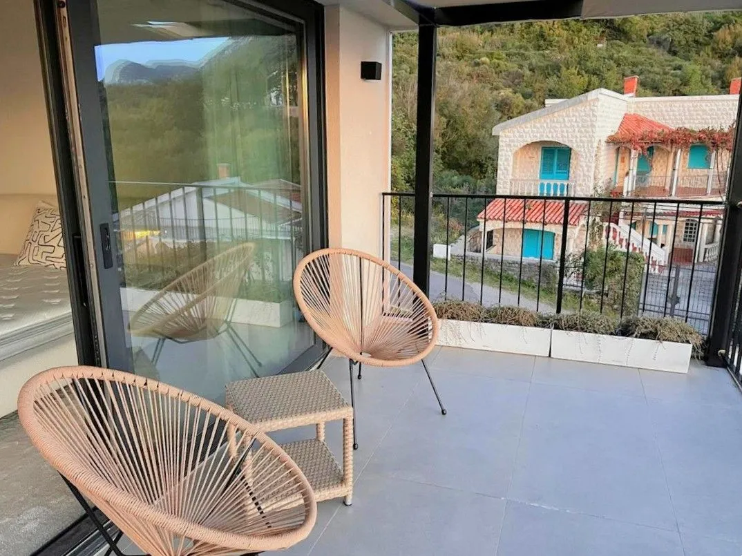 Sale, house, 257m², Kuljače, Budva