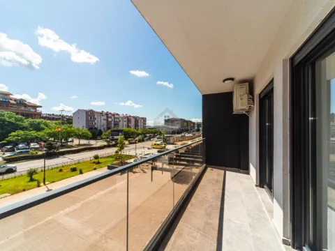 Rent, two bedroom apartment, 72m², Stari Aerodrom, Podgorica - image 13