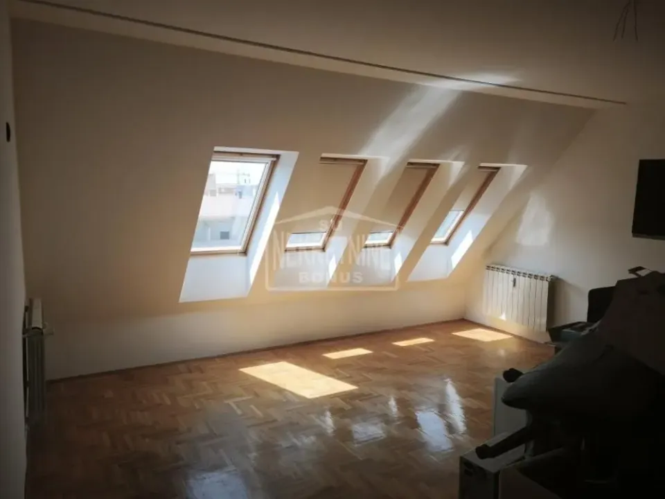 Sale, three bedroom apartment, 80m², Prozivka, Subotica