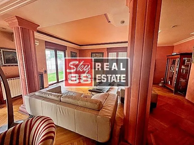 Sale, house, 396m², Savski Venac, Beograd