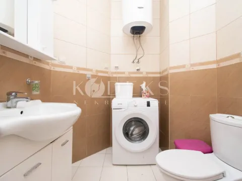 Izdavanje, dvosoban stan, 82m², Zabjelo, Podgorica - image 8