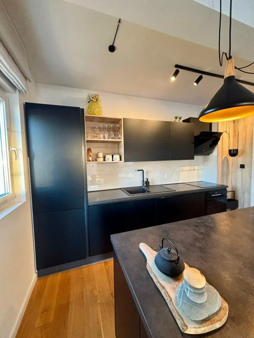 Prodaja, dvosoban stan, 70m², Central Point, Podgorica