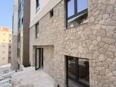 Sale, one bedroom apartment, 43m², Bečići, Budva - image 5