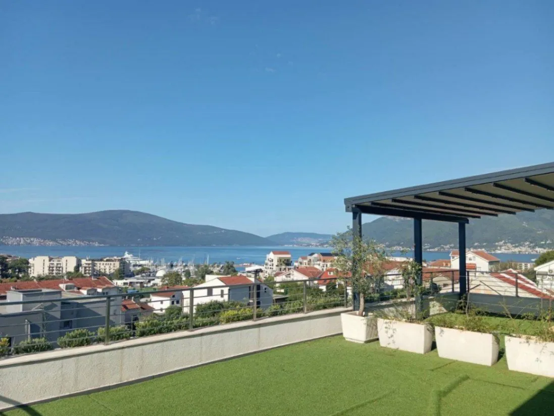 Prodaja, dvosoban stan, 104m², Mažina, Tivat