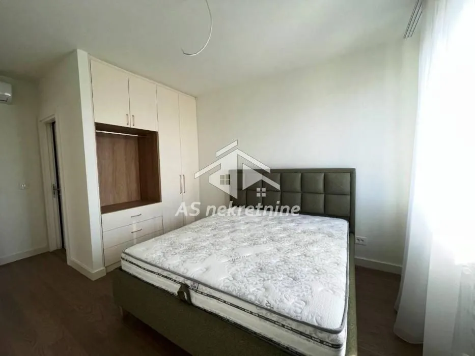 Rent, three bedroom apartment, 94m², Savski Venac, Beograd