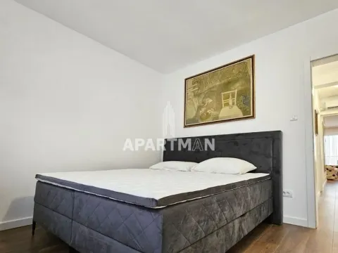 Izdavanje, trosoban stan, 80m², Vračar Sve Podlokacije, Beograd - image 5