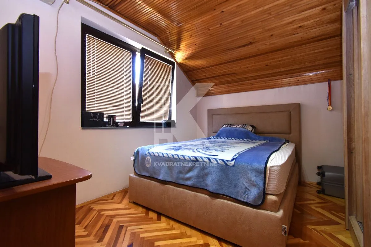 Sale, house, 190m², Dalmatinska ulica, Podgorica