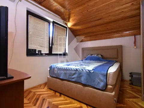 Prodaja, kuća, 190m², Dalmatinska ulica, Podgorica - image 14