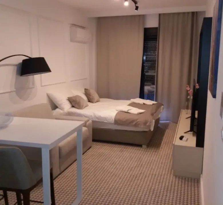 Prodaja, garsonjera, 35m², Centar, Budva