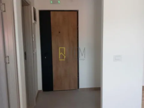 Prodaja, stan, 49m², Ulcinj, Crna Gora - image 11