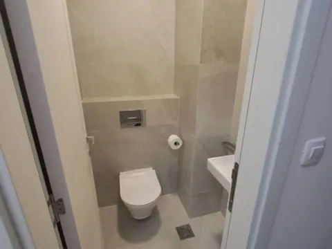 Izdavanje, dvosoban stan, 72m², Central Point, Podgorica - image 3