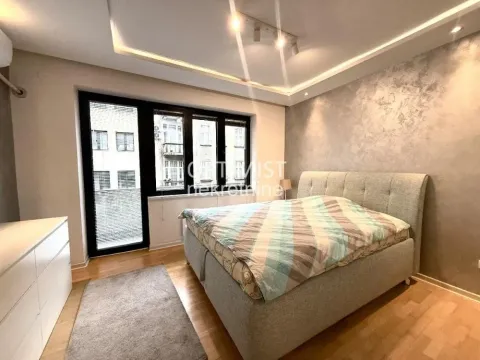 Rent, three bedroom apartment, 70m², Savski Venac, Beograd - image 11