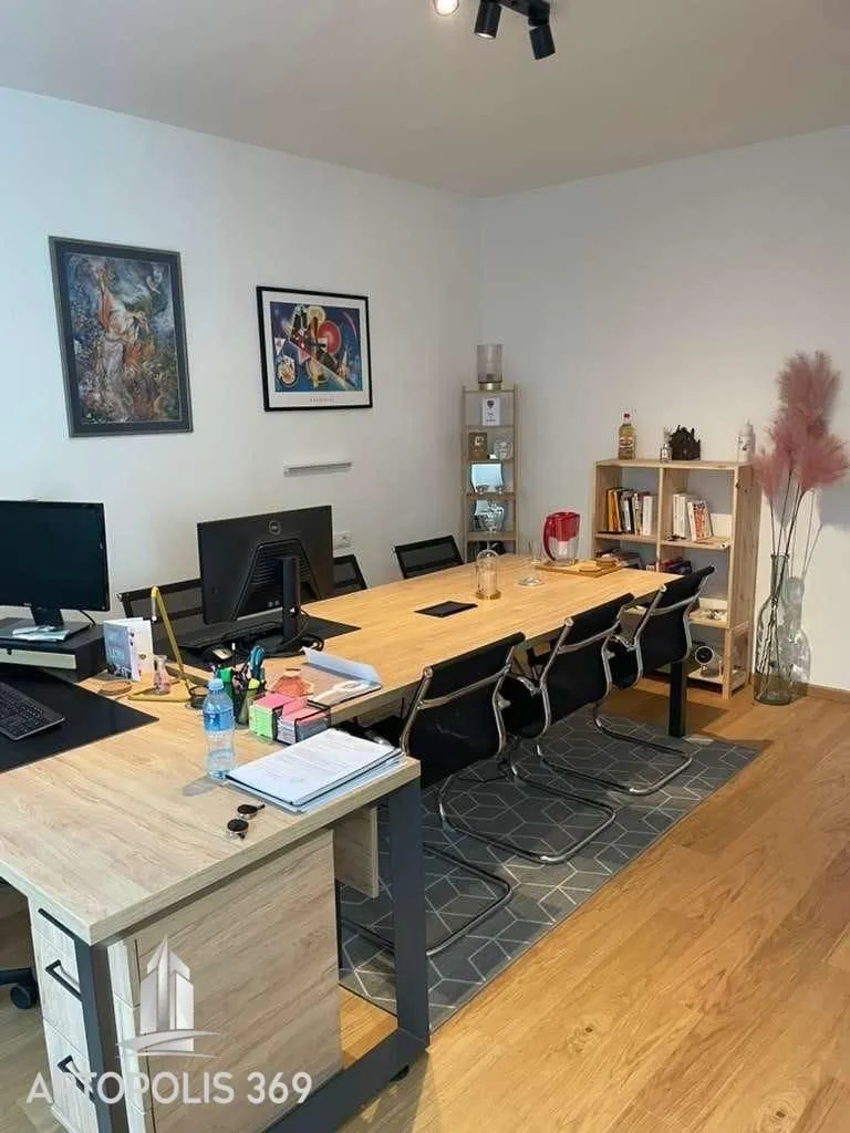 Rent, office space, 66m², Stari Grad, Beograd