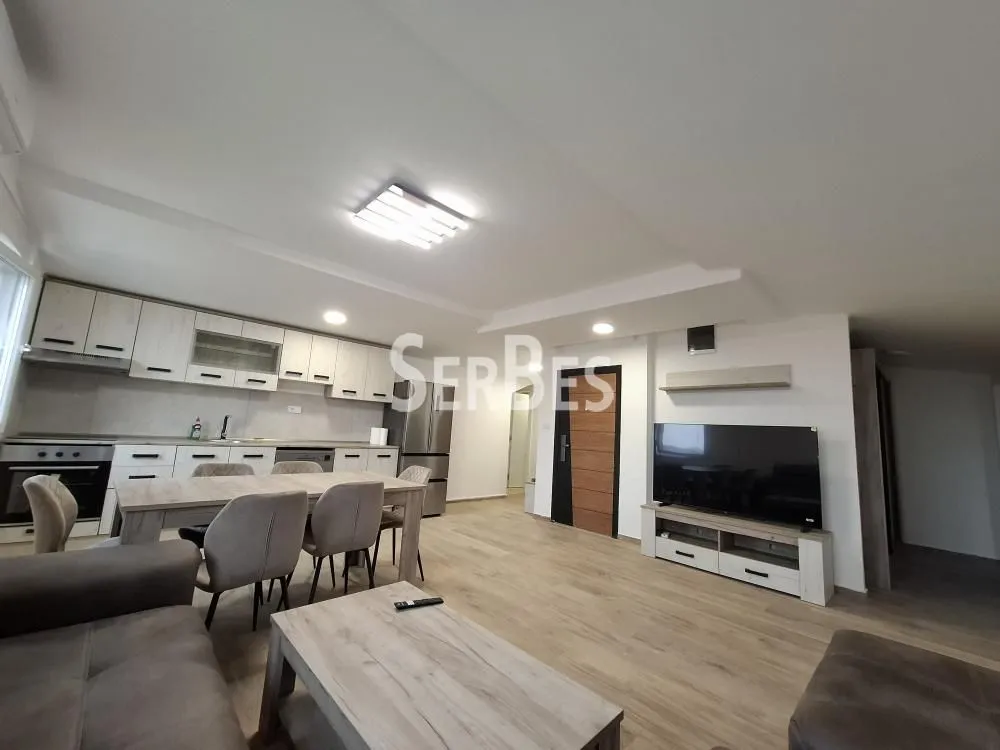 Izdavanje, četvorosoban stan, 85m², Adice, Novi Sad Sve Podlokacije