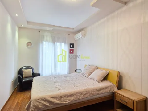 Izdavanje, dvosoban stan, 76m², Centar, Podgorica - image 10