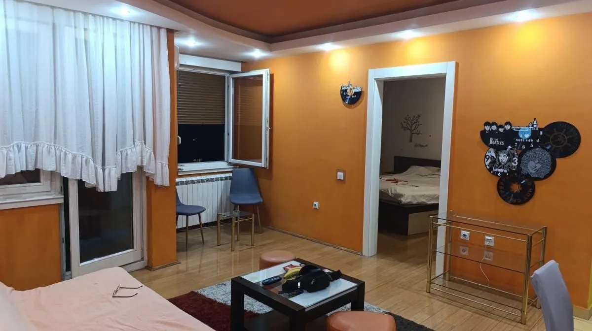 Prodaja, dvosoban stan, 53m², Bulevar Oslobodjenja, Novi Sad Sve Podlokacije