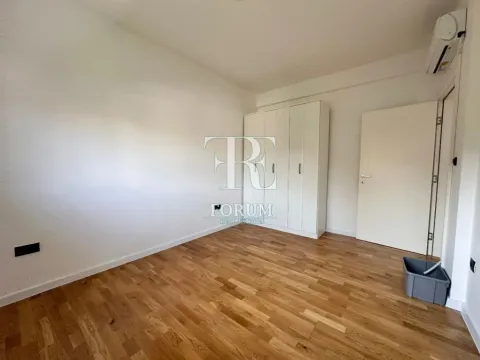 Rent, office space, 100m², Blok 9, Podgorica - image 2