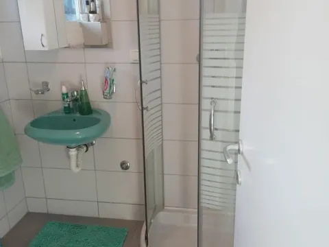 Izdavanje, četvorosoban stan, 85m², Kumodraž 1, Kumodraž Sve Podlokacije - image 11