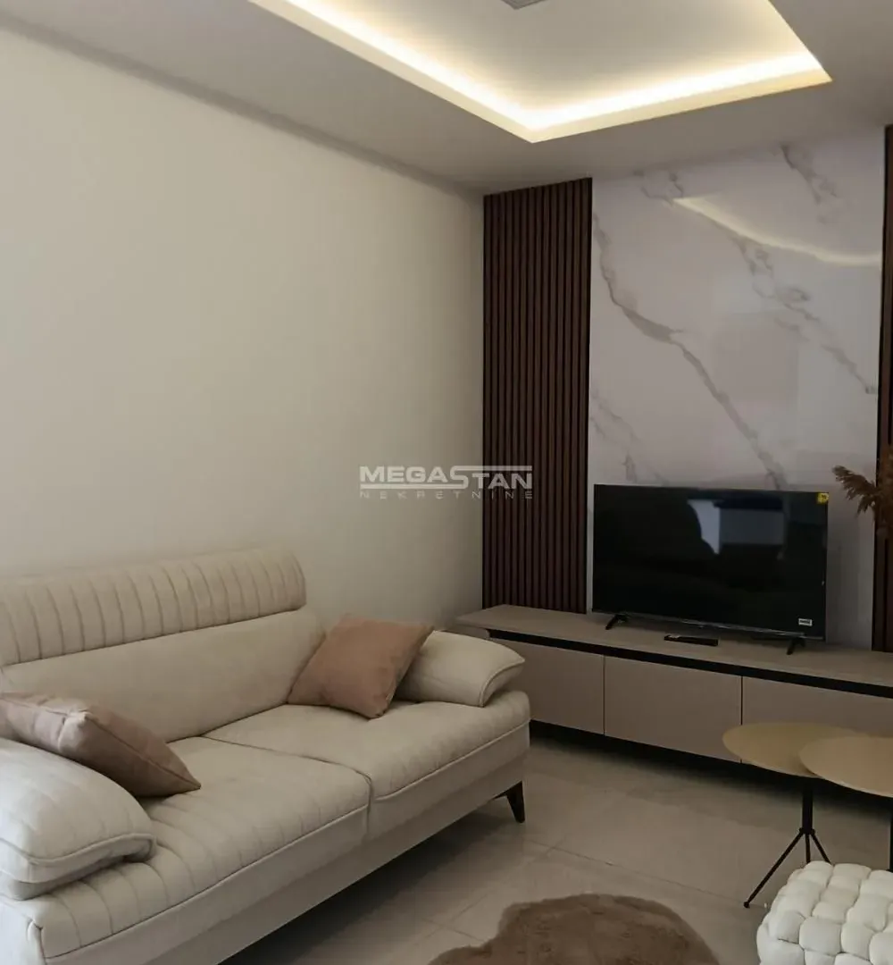 Rent, one bedroom apartment, 47m², Borča 1, Borča Sve Podlokacije