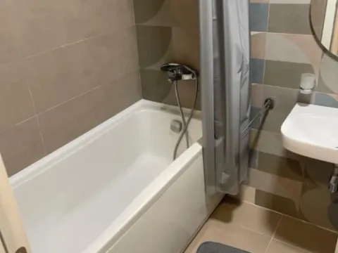 Izdavanje, jednosoban stan, 40m², Pobrežje, Podgorica - image 3