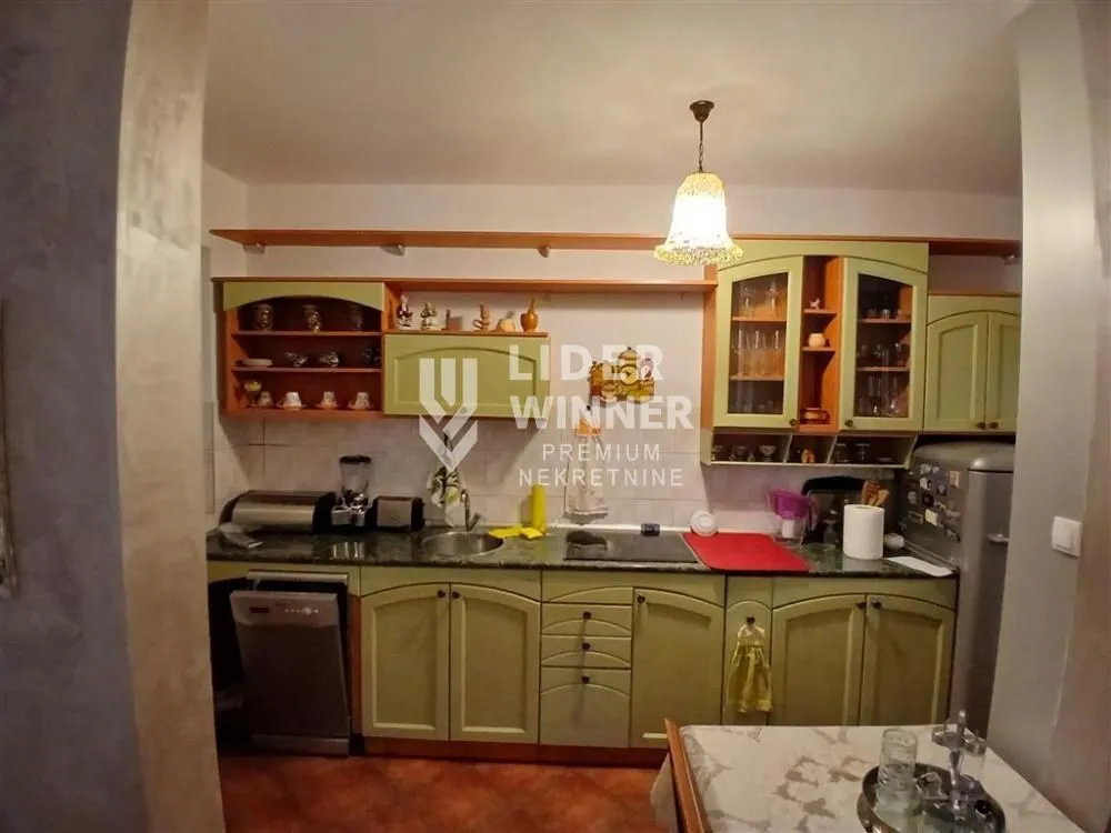 Izdavanje, četvorosoban stan, 84m², Hadzipopovac, Palilula Sve Podlokacije