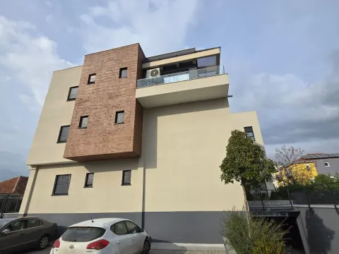 Stan in Donja Gorica