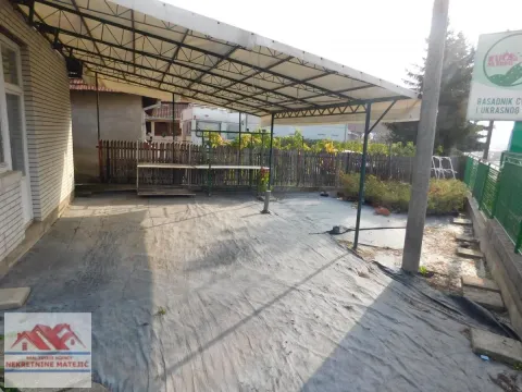 Izdavanje, poslovni prostor, 150m², Petrovac, Kragujevac - image 5