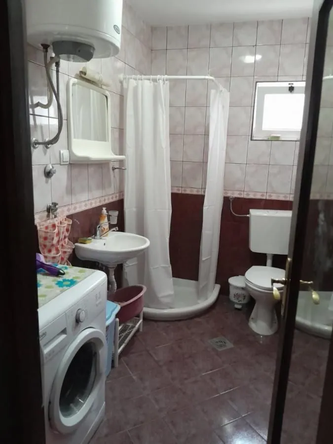 Rent, three bedroom apartment, 120m², Tivat, Crna Gora